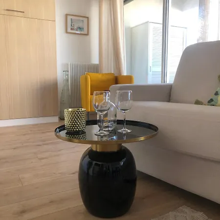 38 M2 Point Zero * לה גרנד מוט