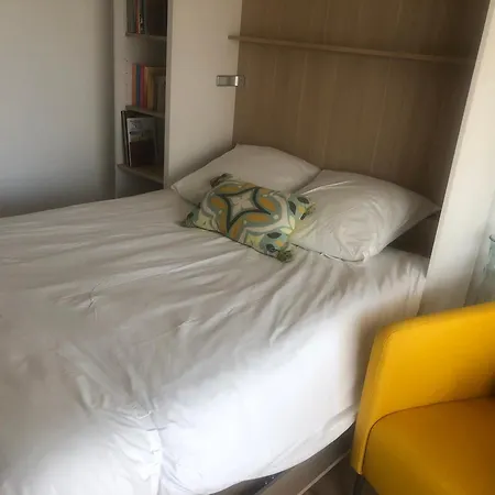 38 M2 Point Zero 公寓